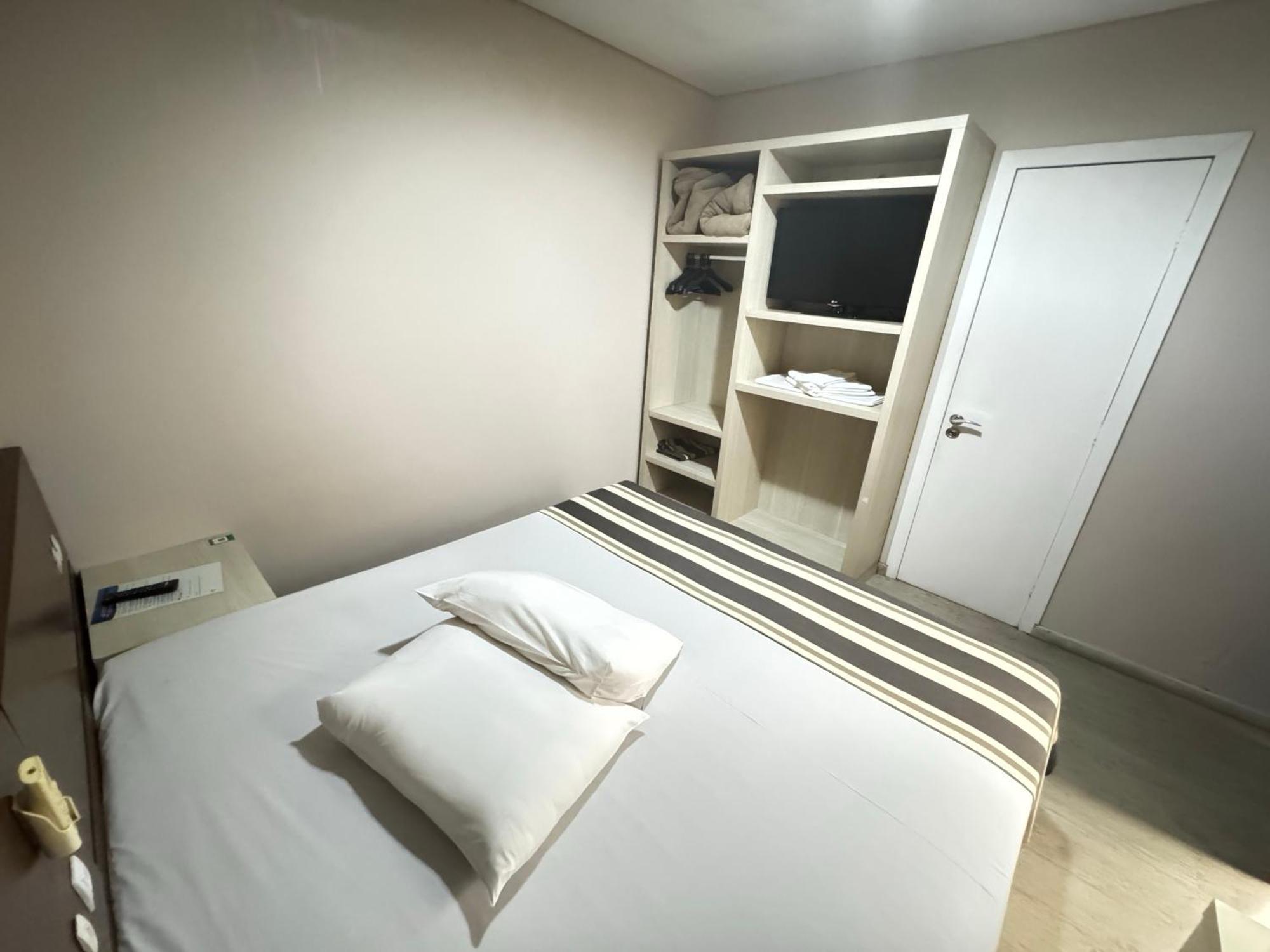 Hotel Sol By Mrhotelaria クリチバ エクステリア 写真